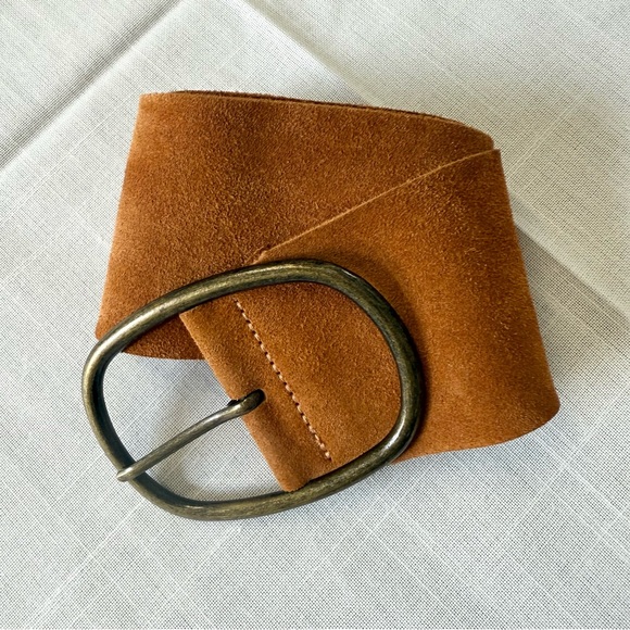 Bloomingdale’s Brown Suede Women’s Leather Belt Size S/M - Picture 1 of 6